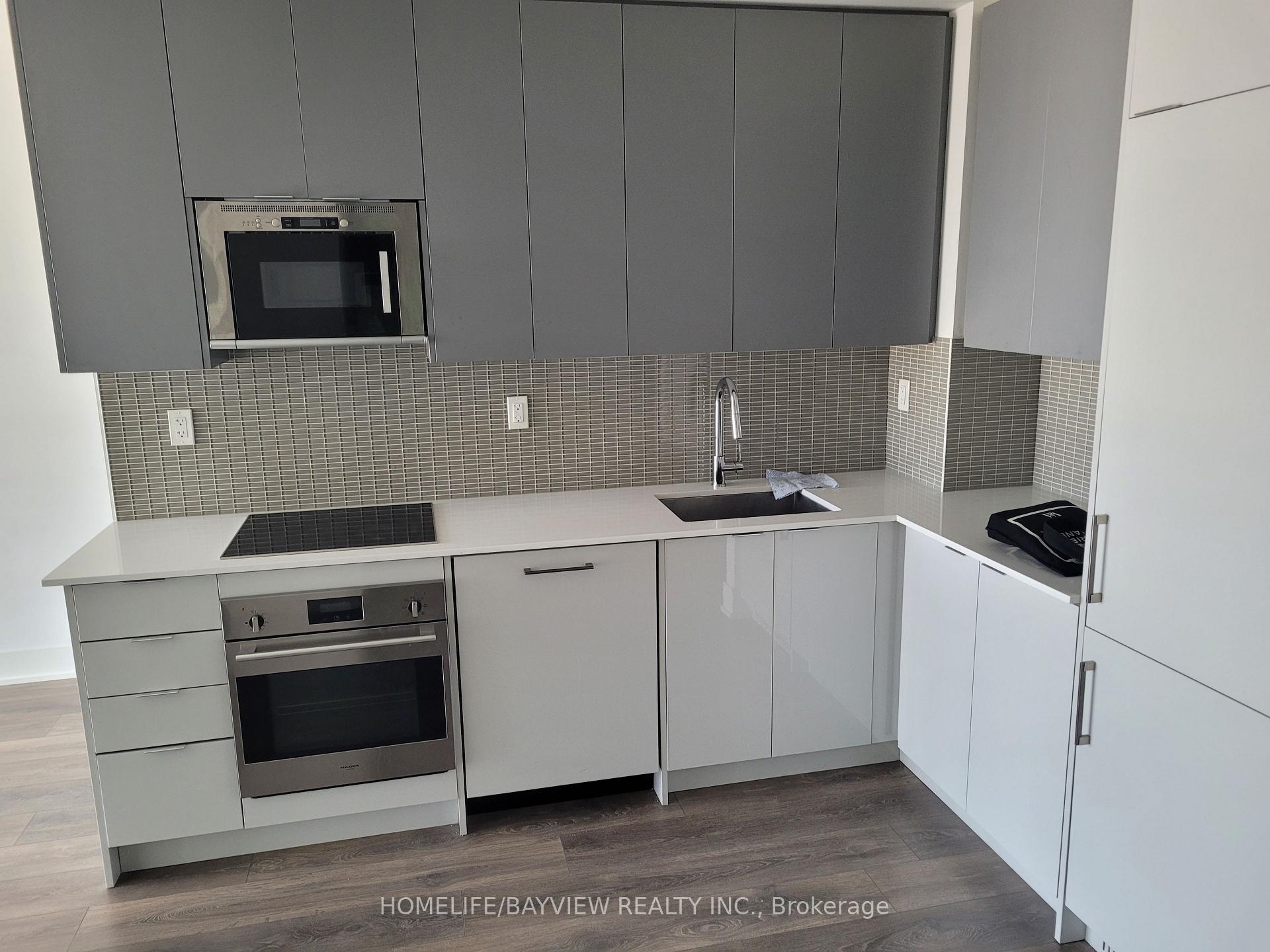 Photo 5 of Unit 701, 2908 Hwy7 Road, Vaughan, Concord — HOMEH