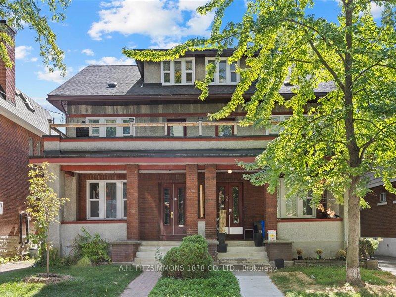 Front of 18-20 Woodlawn Avenue