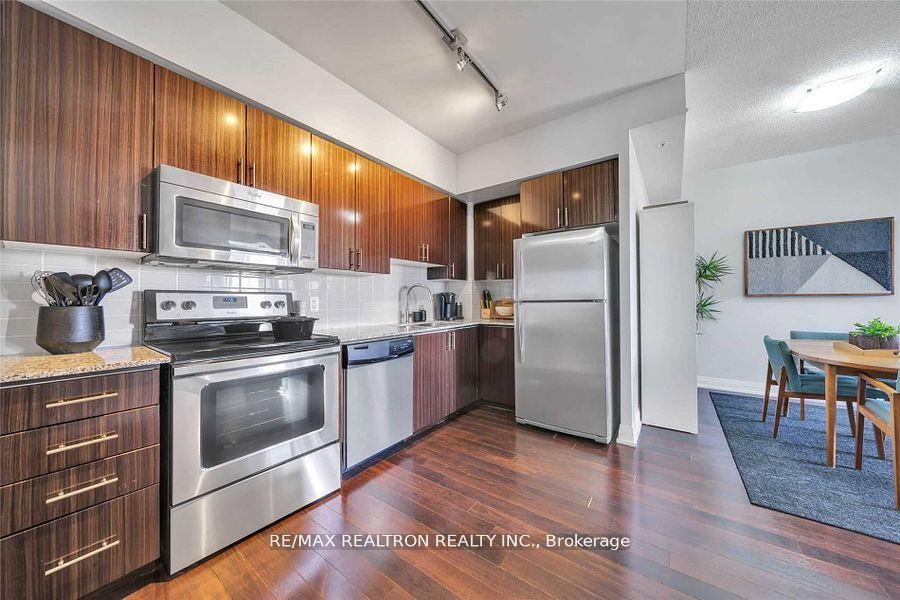 Photo 8 of Unit 605, 75 North Park Road, Vaughan, Beverley Glen — HOMEH