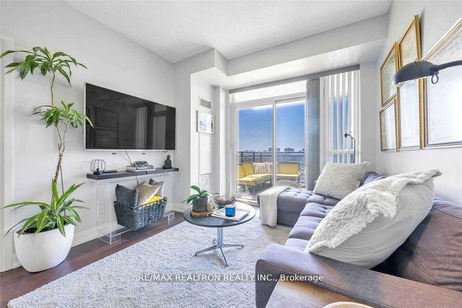 Photo 13 of Unit 605, 75 North Park Road, Vaughan, Beverley Glen — HOMEH
