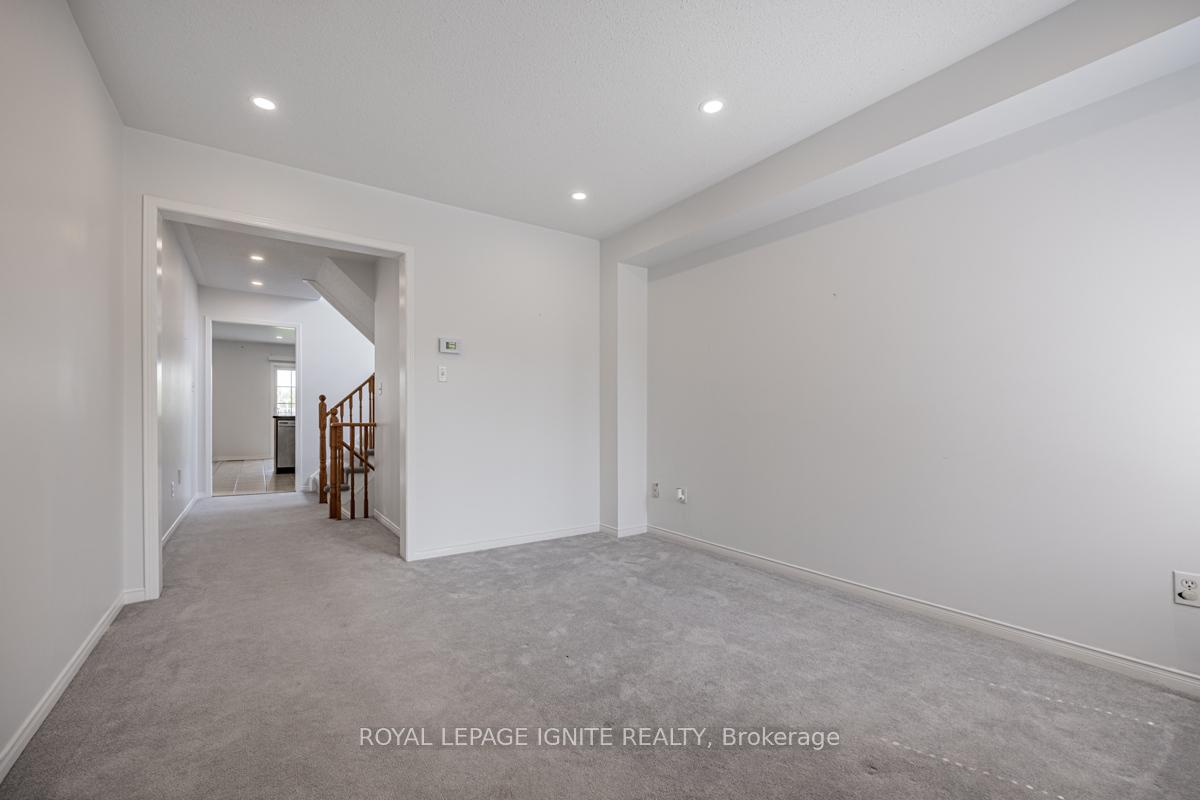 Photo 7 of 76 Tansley Crescent, Ajax, Northeast Ajax — HOMEH