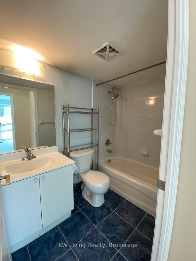 Photo 12 of Unit 1503, 75 South Town Centre Boulevard, Markham, Unionville — HOMEH