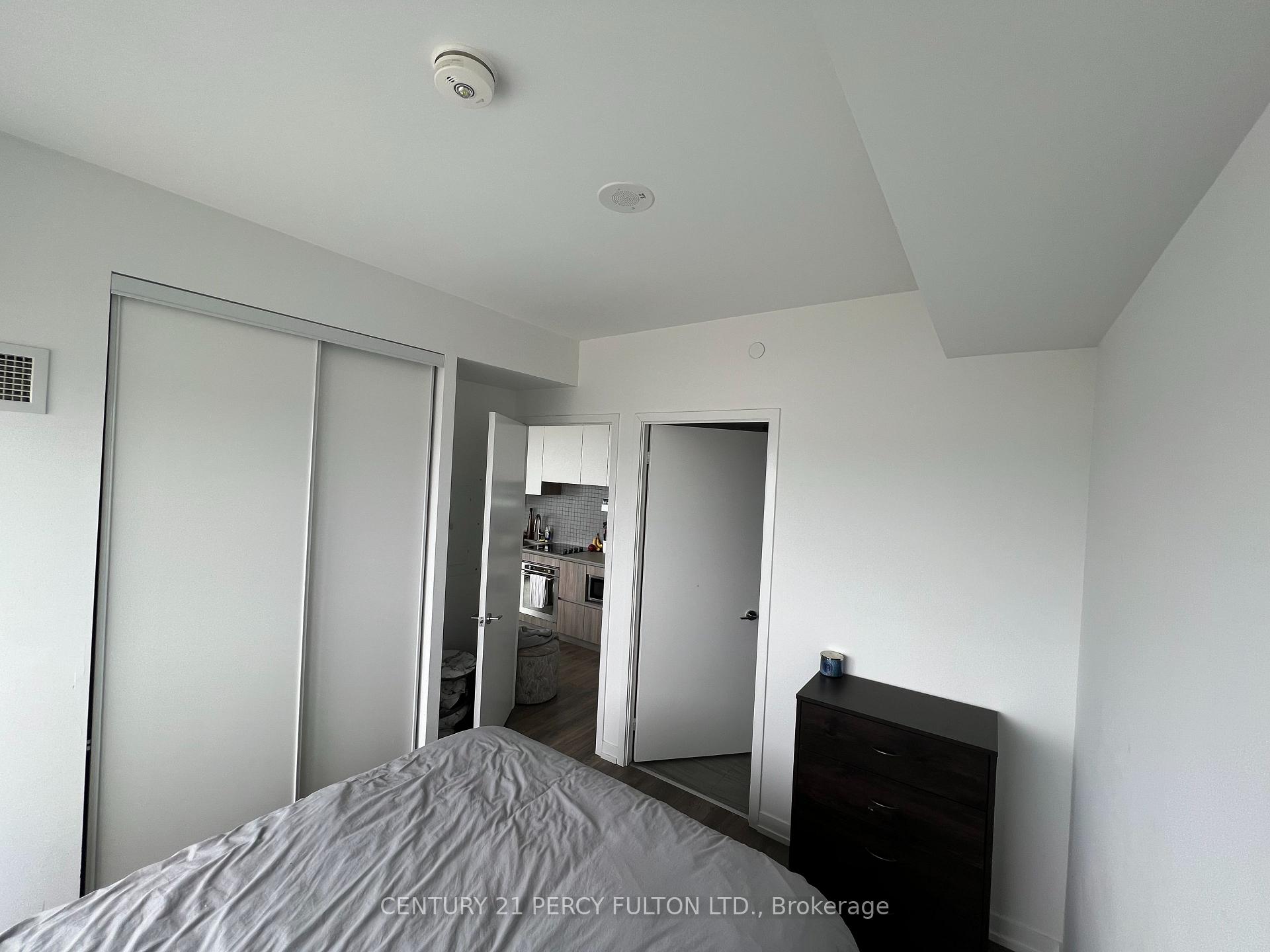 Photo 10 of Unit 4202, 950 Portage Parkway, Vaughan, Vaughan Corporate Centre — HOMEH
