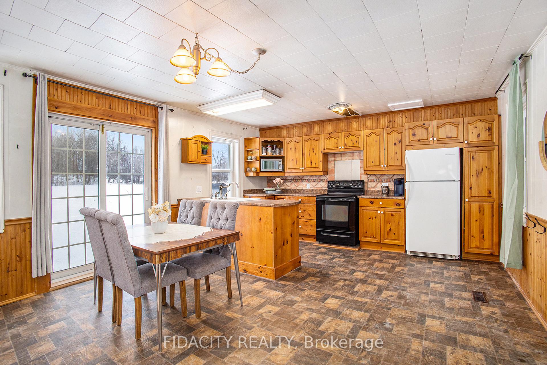 Photo 8 of 5046 Carp Road, Ottawa, Fitzroy Ward (South East) — HOMEH