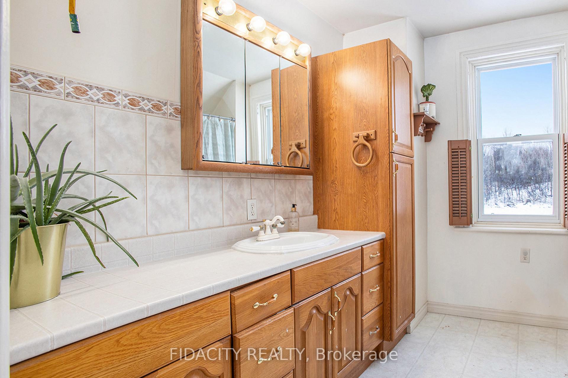Photo 20 of 5046 Carp Road, Ottawa, Fitzroy Ward (South East) — HOMEH