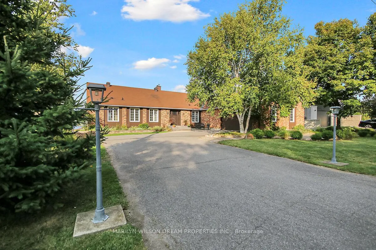 Front of 2998 Barlow Crescent