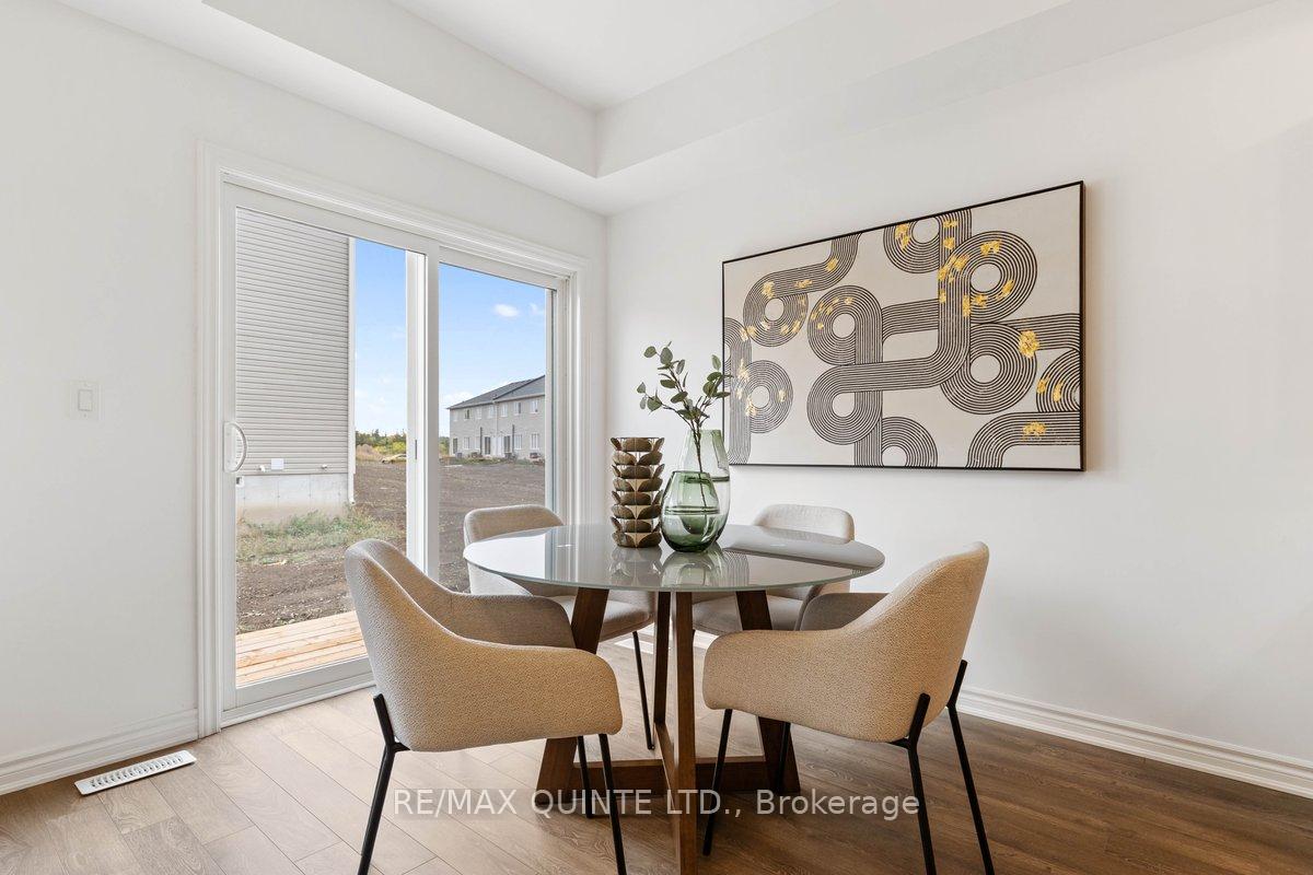 Photo 5 of 53 Lincoln Drive, Belleville, Belleville Ward — HOMEH