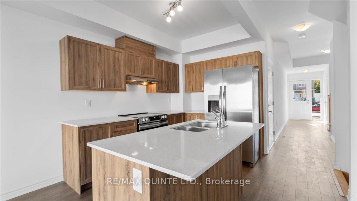 Photo 7 of 53 Lincoln Drive, Belleville, Belleville Ward — HOMEH