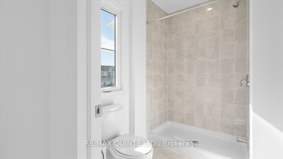 Photo 14 of 53 Lincoln Drive, Belleville, Belleville Ward — HOMEH