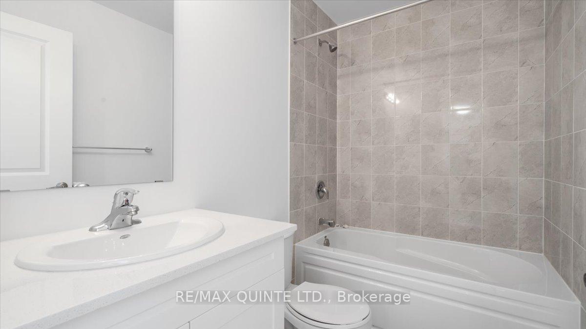 Photo 15 of 53 Lincoln Drive, Belleville, Belleville Ward — HOMEH