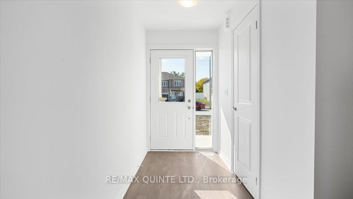 Photo 19 of 53 Lincoln Drive, Belleville, Belleville Ward — HOMEH