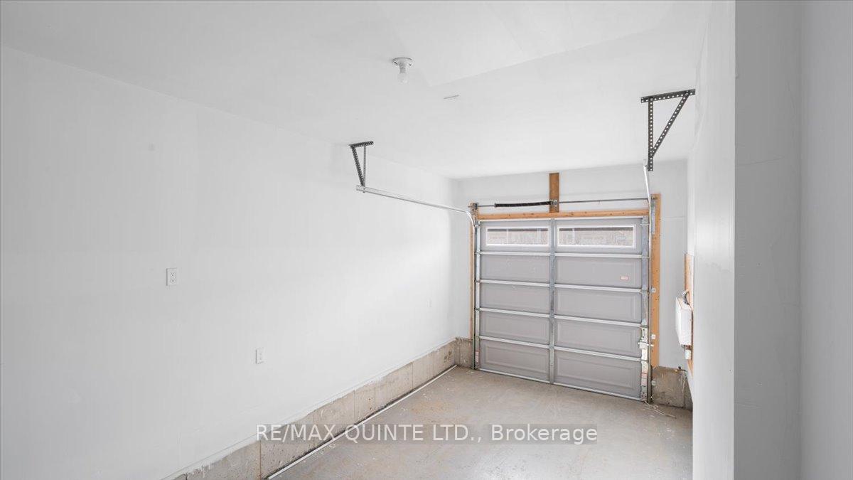 Photo 28 of 53 Lincoln Drive, Belleville, Belleville Ward — HOMEH