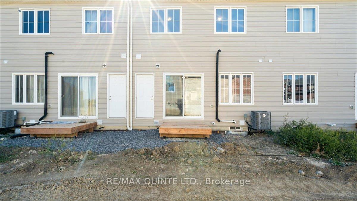 Photo 27 of 53 Lincoln Drive, Belleville, Belleville Ward — HOMEH
