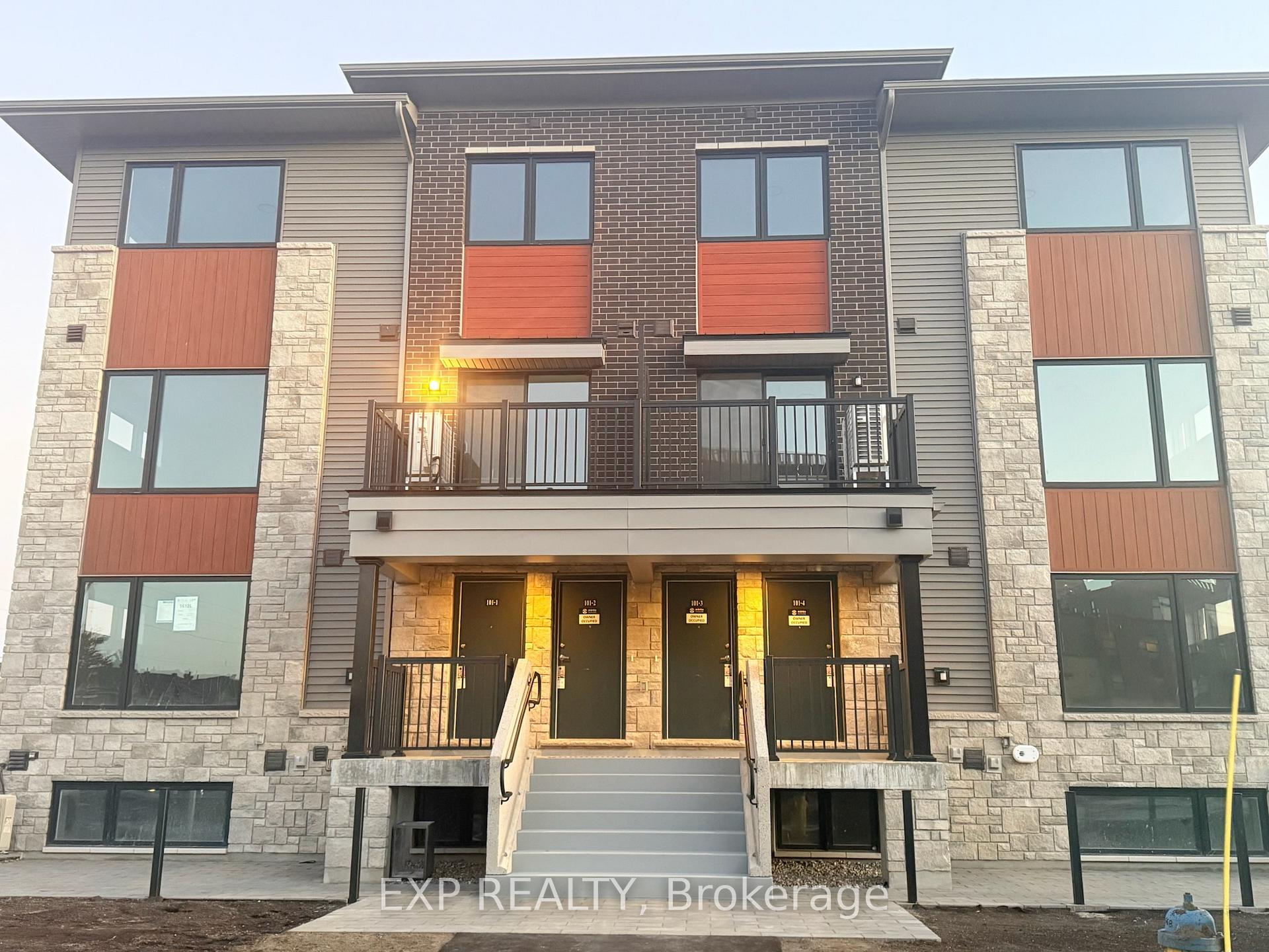 Photo 2 of Unit 2, 101 Glenroy Gilbert Drive, Ottawa, Barrhaven - Strandherd — HOMEH
