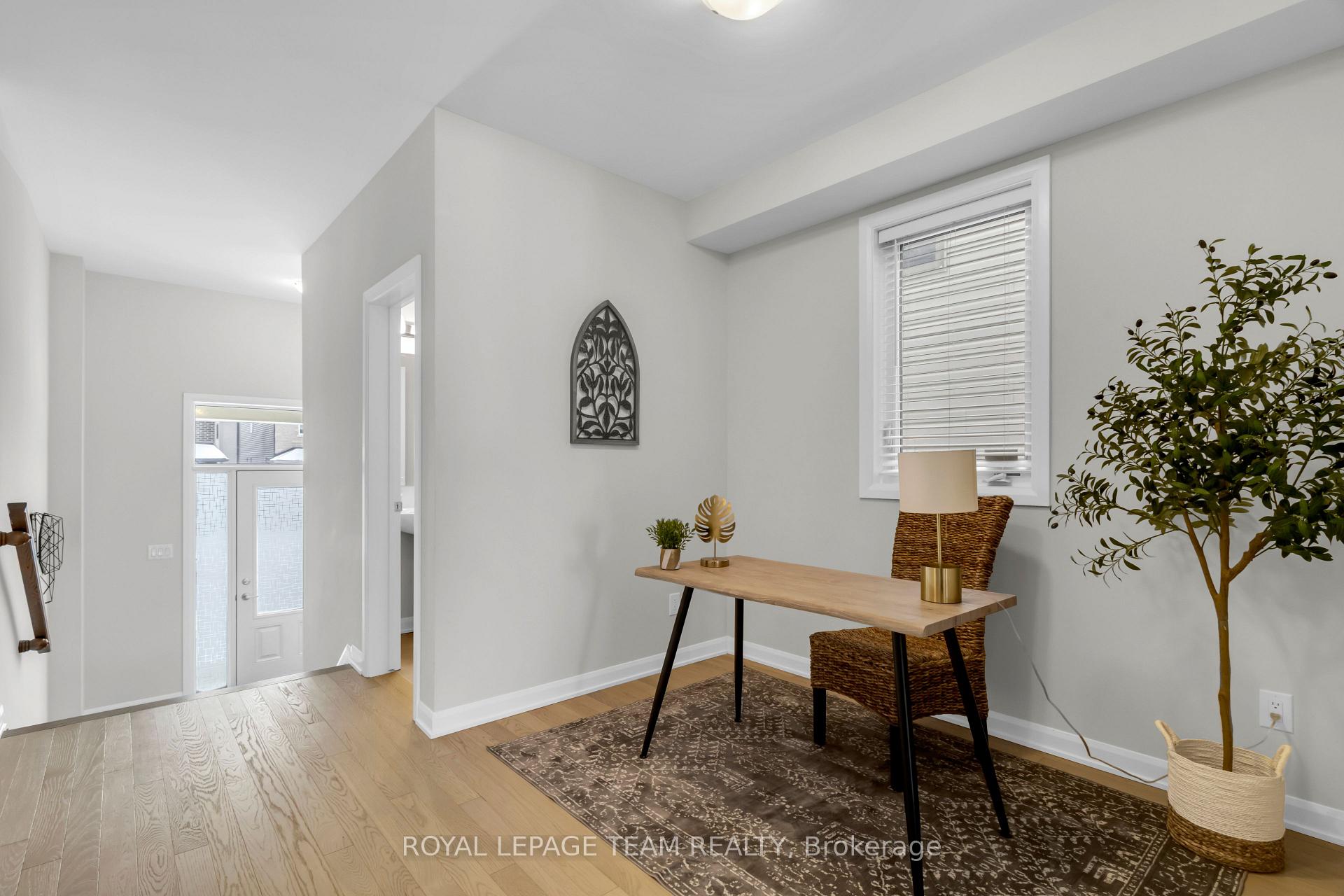 Photo 7 of 304 Cloyne Crescent, Ottawa, Barrhaven - Half Moon Bay — HOMEH