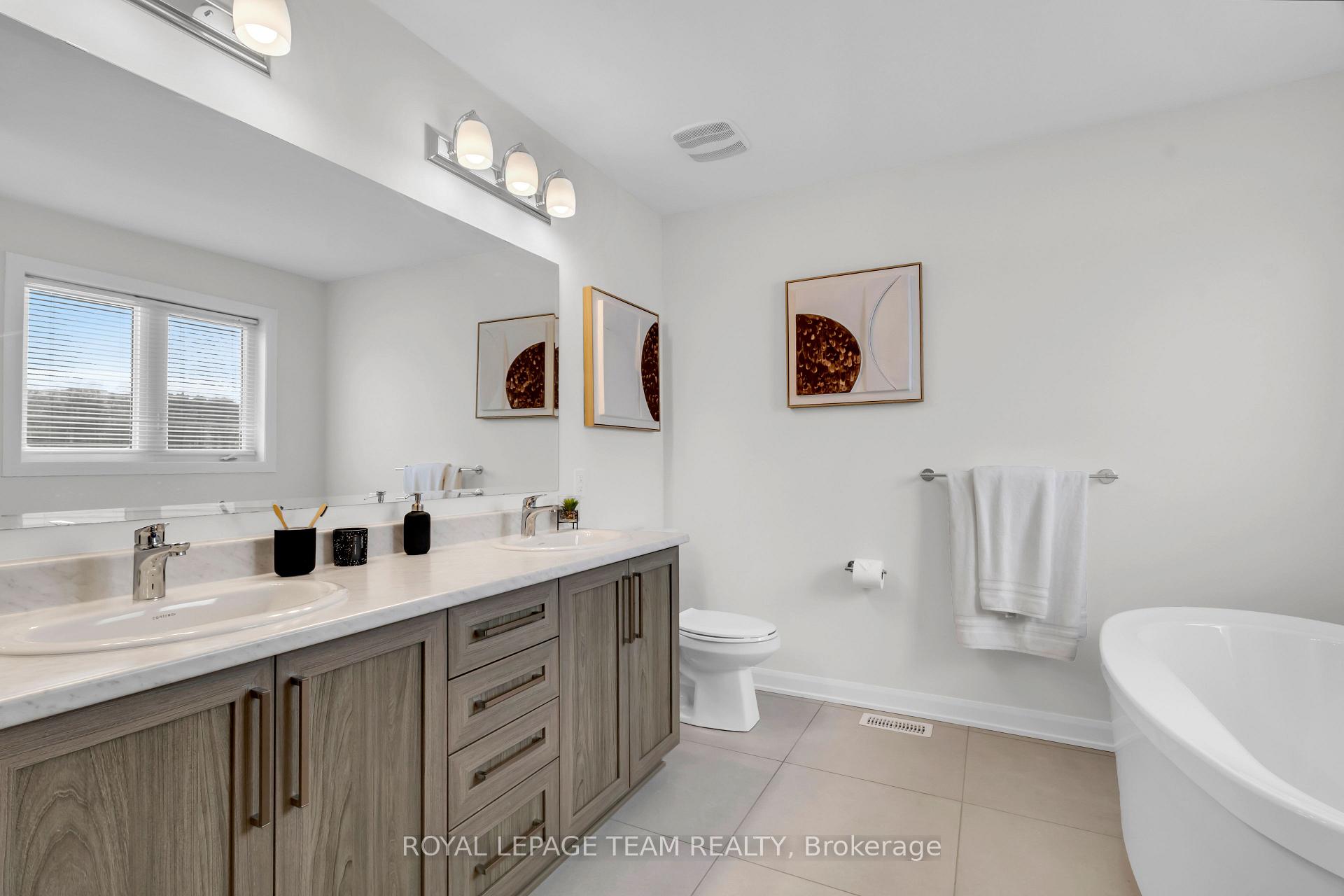 Photo 35 of 304 Cloyne Crescent, Ottawa, Barrhaven - Half Moon Bay — HOMEH
