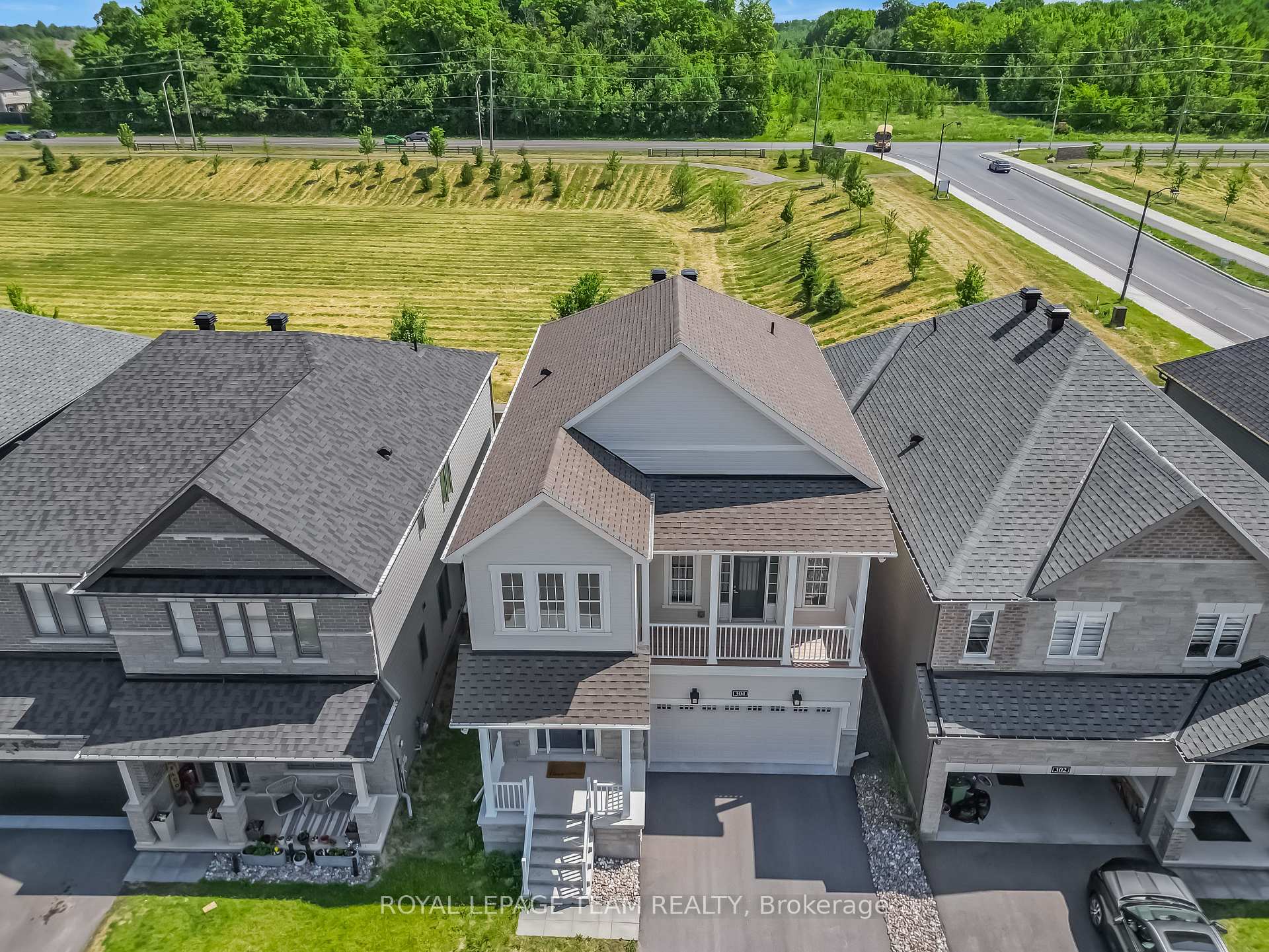 Photo 32 of 304 Cloyne Crescent, Ottawa, Barrhaven - Half Moon Bay — HOMEH