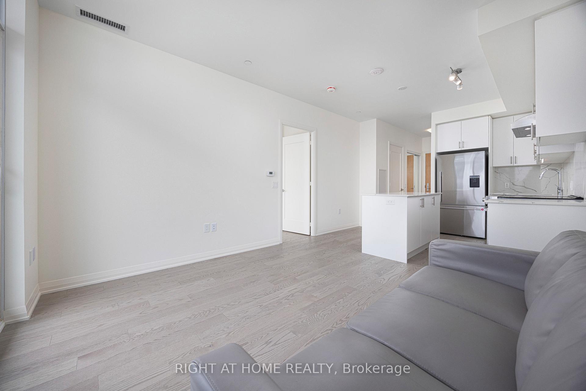 Photo 14 of Unit 2718, 8960 Jane Street, Vaughan, Vellore Village — HOMEH