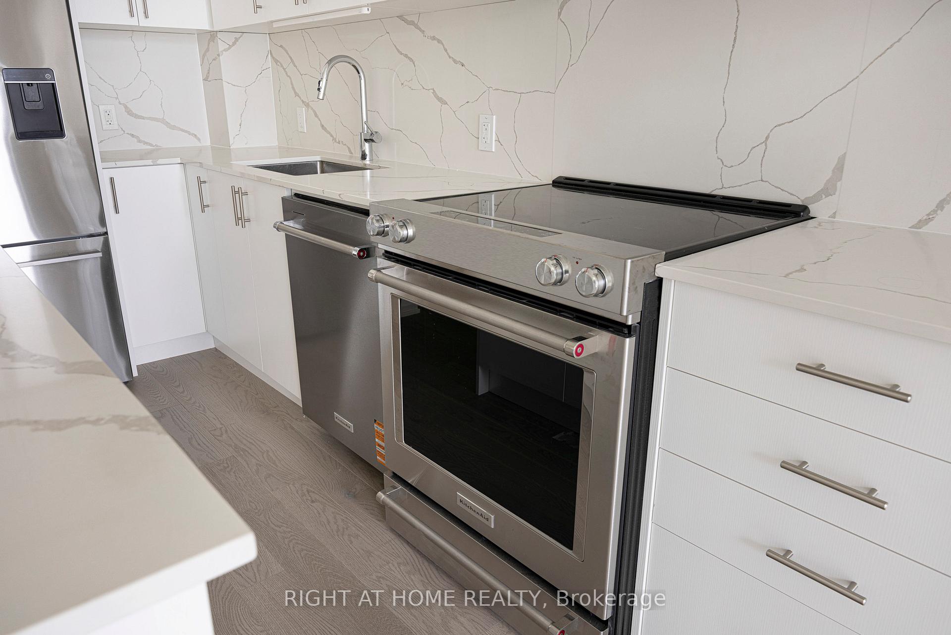 Photo 18 of Unit 2718, 8960 Jane Street, Vaughan, Vellore Village — HOMEH