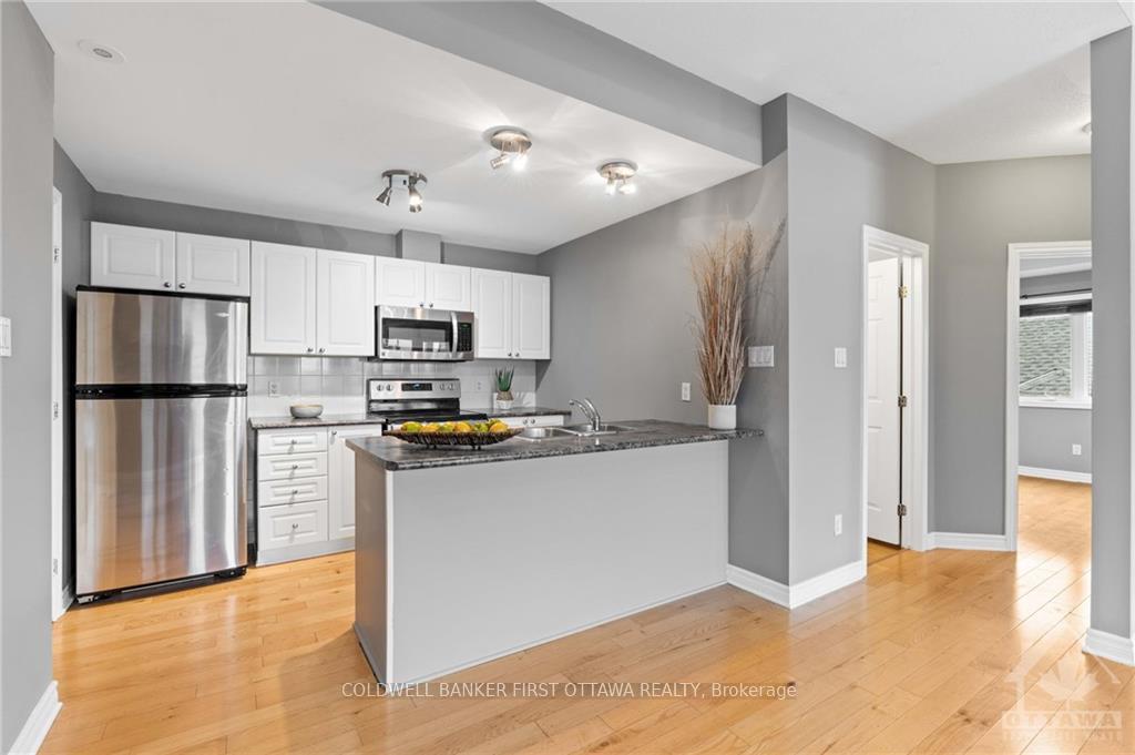 Photo 16 of Unit J, 231 Crestway Drive, Ottawa, Barrhaven East — HOMEH