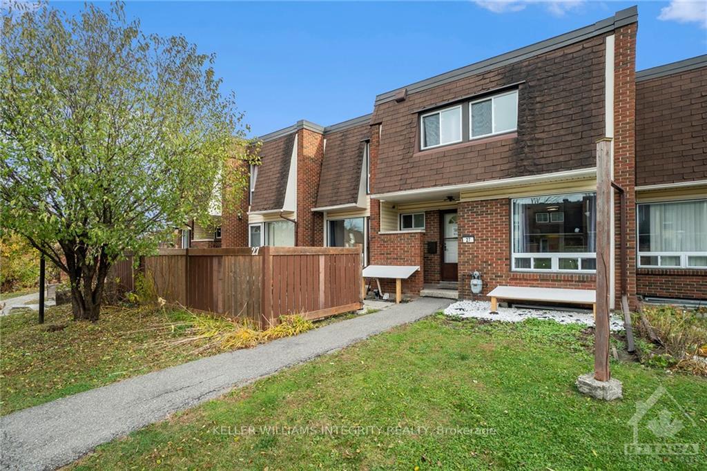 Photo 2 of Unit 27, 2939 Fairlea Crescent, Ottawa, Heron Gate/Industrial Park — HOMEH