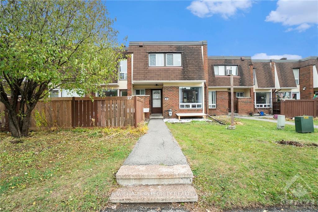 Photo 3 of Unit 27, 2939 Fairlea Crescent, Ottawa, Heron Gate/Industrial Park — HOMEH