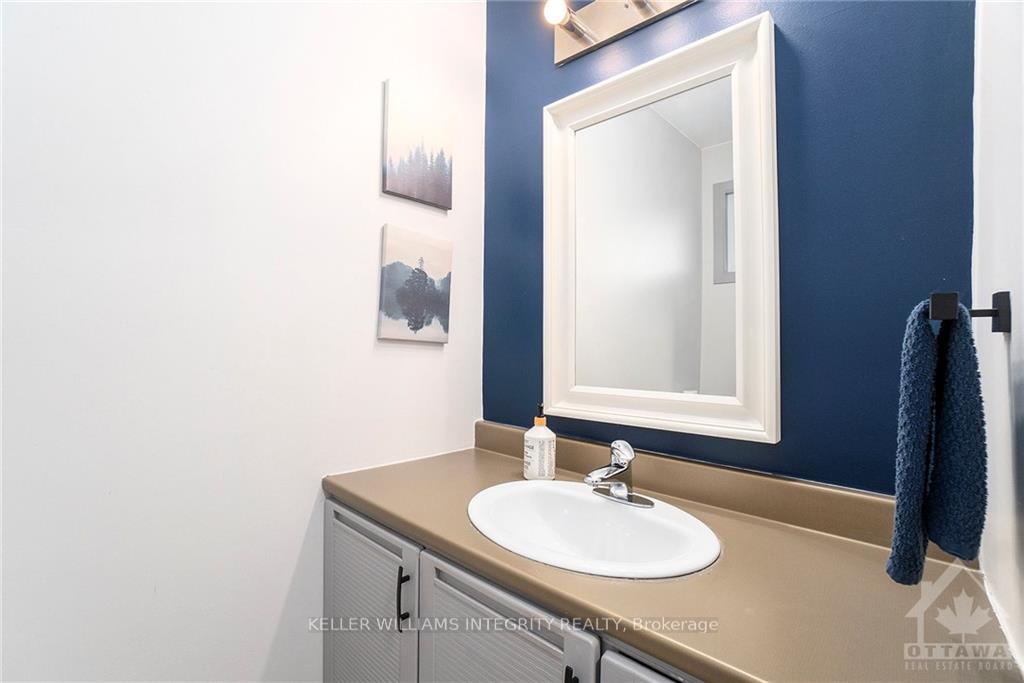 Photo 12 of Unit 27, 2939 Fairlea Crescent, Ottawa, Heron Gate/Industrial Park — HOMEH