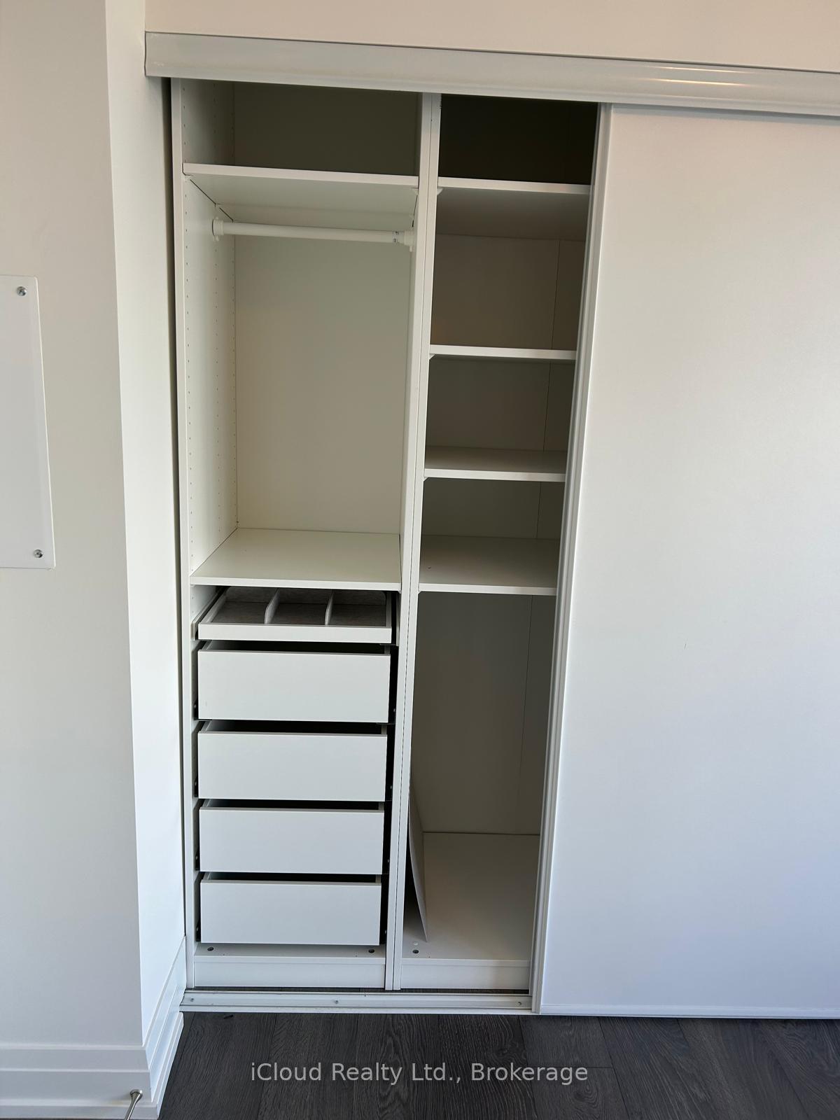 Photo 12 of Unit 2802, 3600 Highway 7 Road, Vaughan, Vaughan Corporate Centre — HOMEH