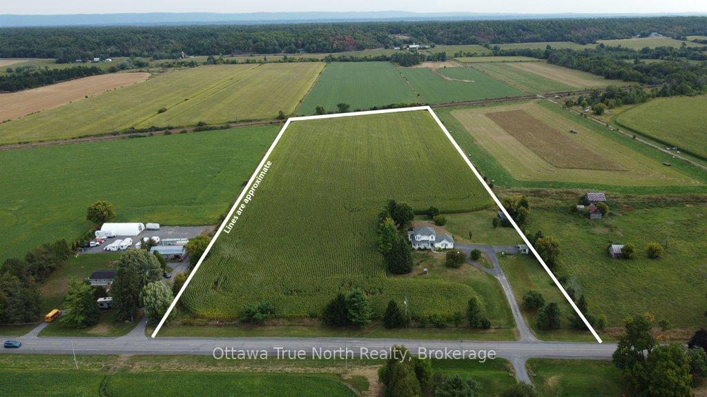 Photo 4 of 2502 Diamondview Road, Ottawa, Huntley Ward (North East) — HOMEH
