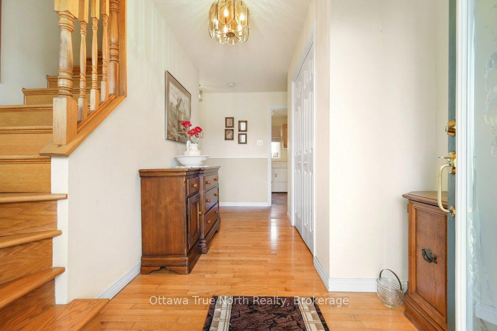 Photo 9 of 2502 Diamondview Road, Ottawa, Huntley Ward (North East) — HOMEH