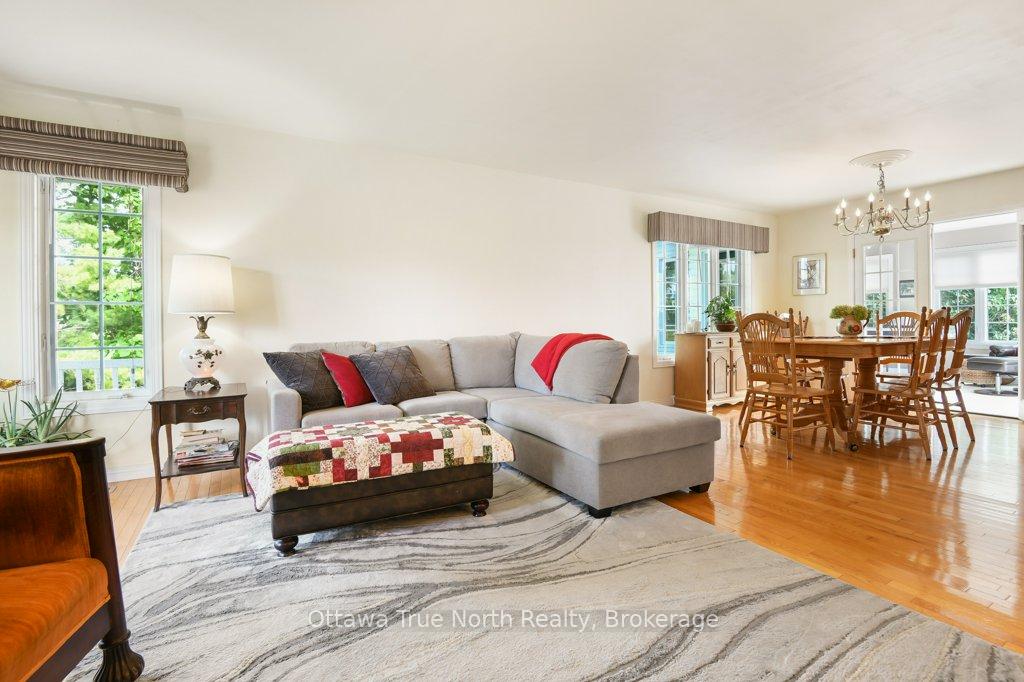 Photo 14 of 2502 Diamondview Road, Ottawa, Huntley Ward (North East) — HOMEH