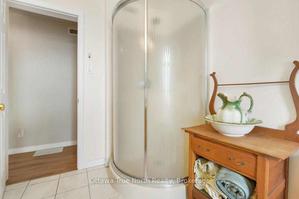 Photo 34 of 2502 Diamondview Road, Ottawa, Huntley Ward (North East) — HOMEH