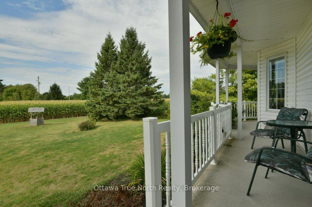 Photo 35 of 2502 Diamondview Road, Ottawa, Huntley Ward (North East) — HOMEH