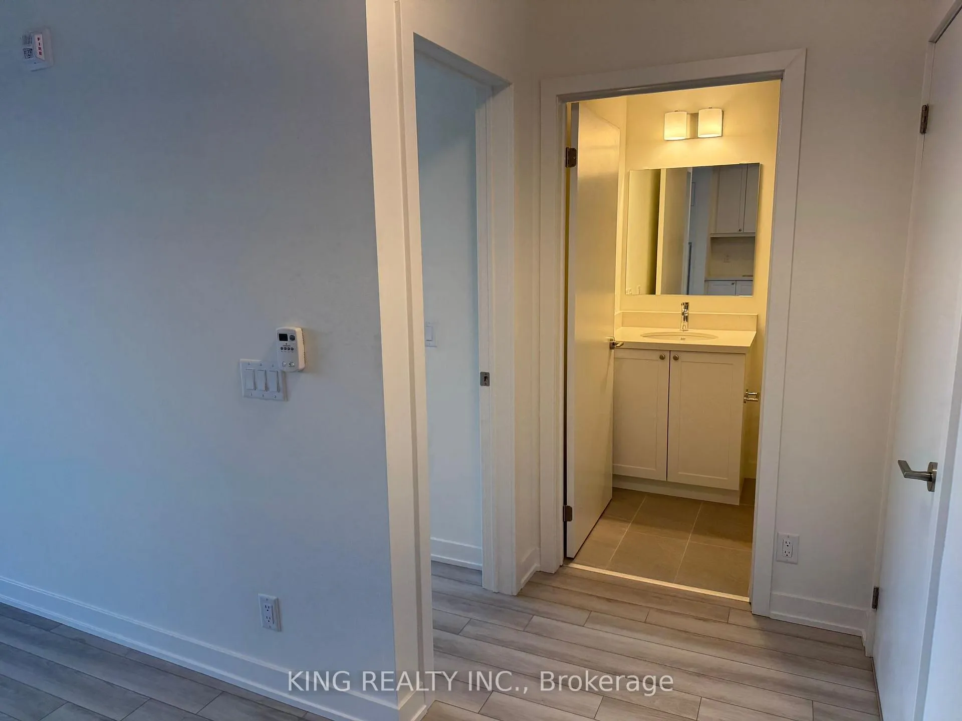 Photo 10 of Unit 803, 51 Clarington Boulevard, Clarington, Bowmanville — HOMEH
