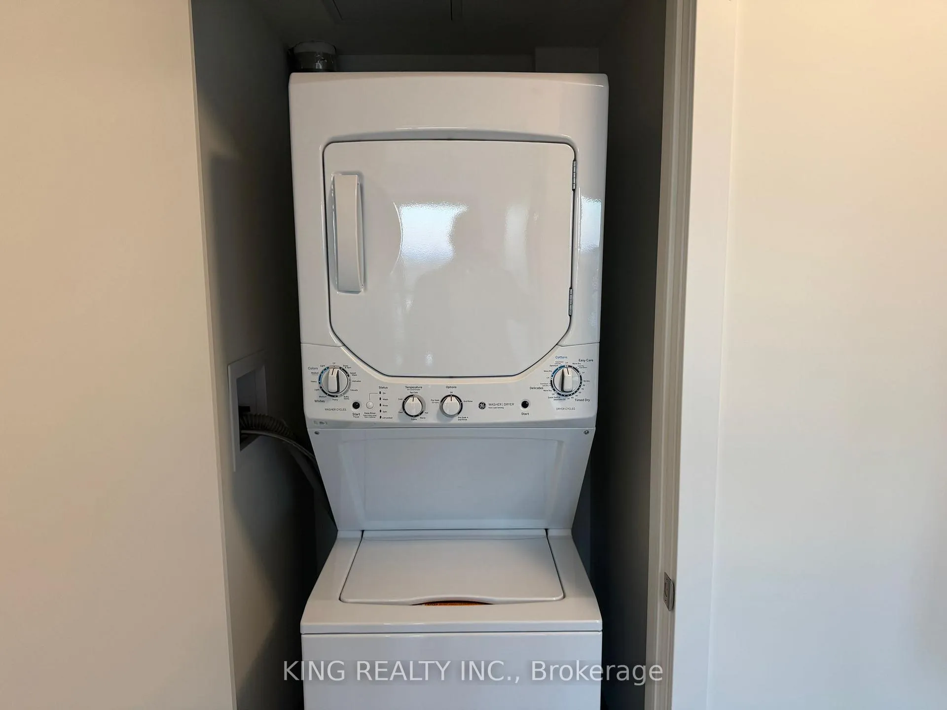 Photo 13 of Unit 803, 51 Clarington Boulevard, Clarington, Bowmanville — HOMEH