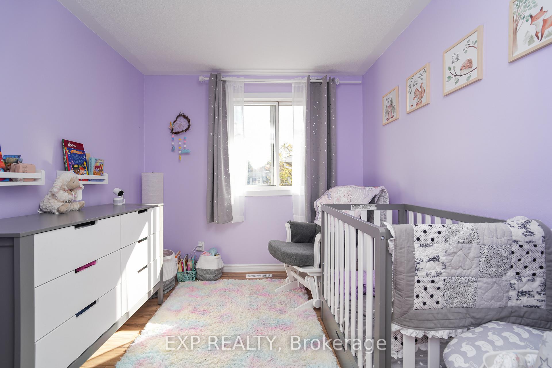 Photo 6 of Unit B, 1510 Beaverpond Drive, Ottawa, Pineview — HOMEH