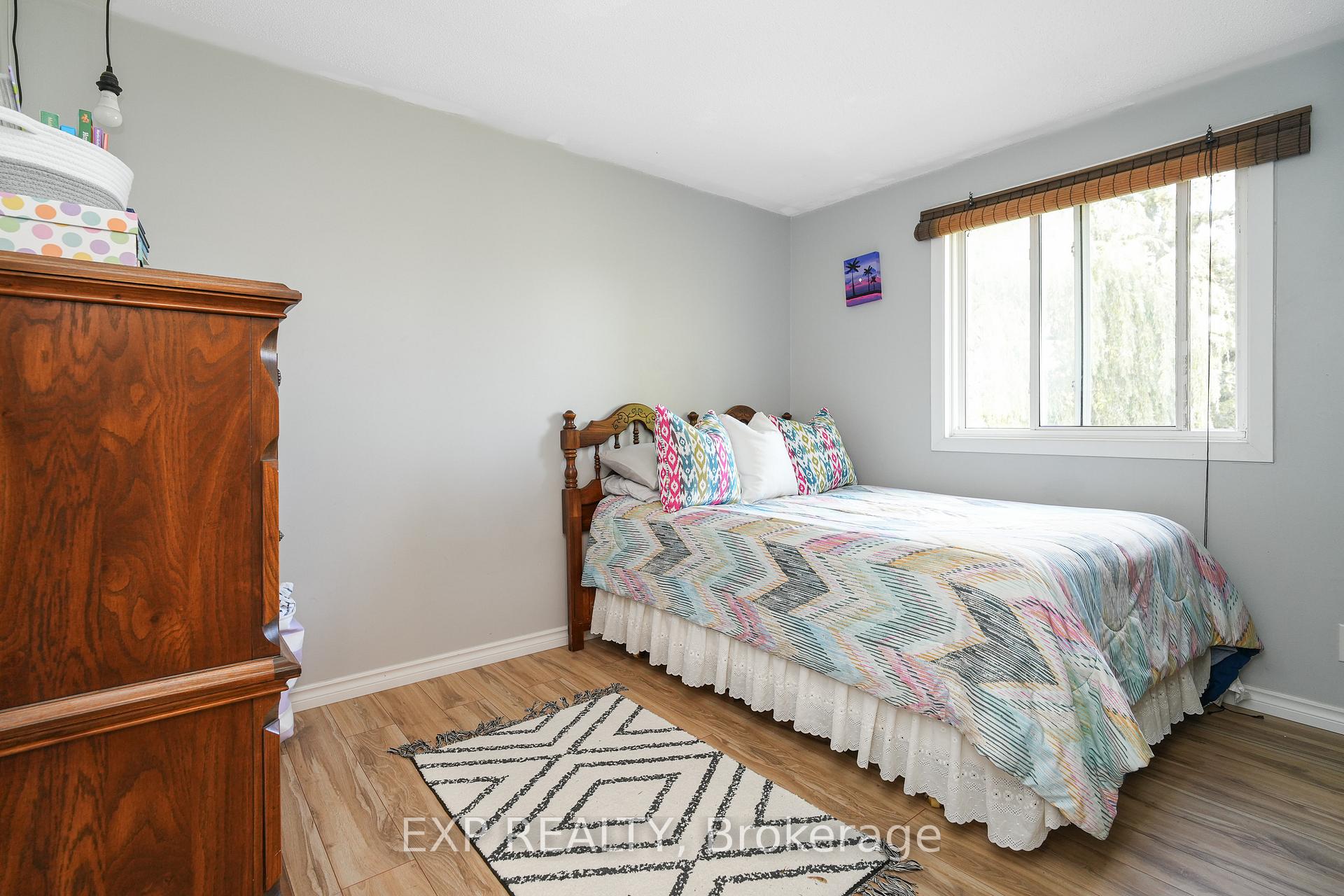 Photo 8 of Unit B, 1510 Beaverpond Drive, Ottawa, Pineview — HOMEH