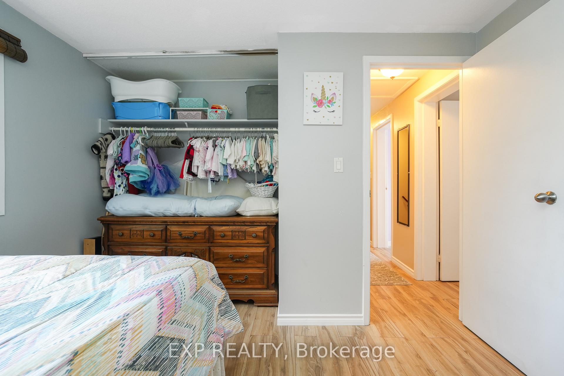 Photo 9 of Unit B, 1510 Beaverpond Drive, Ottawa, Pineview — HOMEH