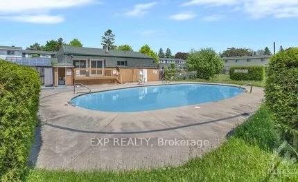 Photo 21 of Unit B, 1510 Beaverpond Drive, Ottawa, Pineview — HOMEH