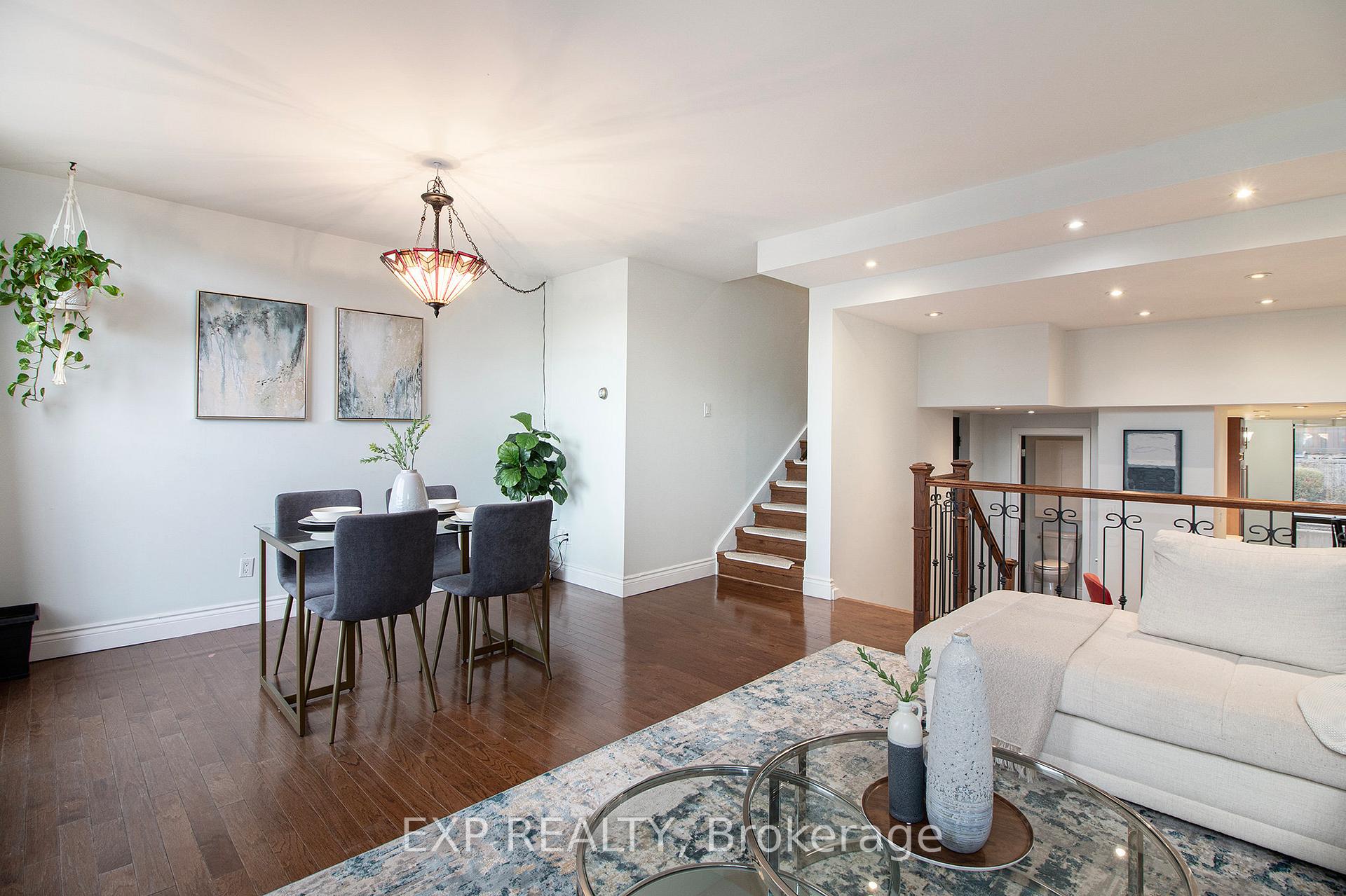 Photo 7 of Unit 25, 525 St Laurent Boulevard, Ottawa, Viscount Alexander Park — HOMEH