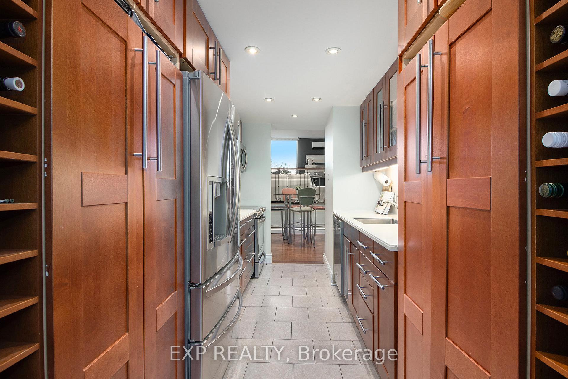 Photo 11 of Unit 25, 525 St Laurent Boulevard, Ottawa, Viscount Alexander Park — HOMEH