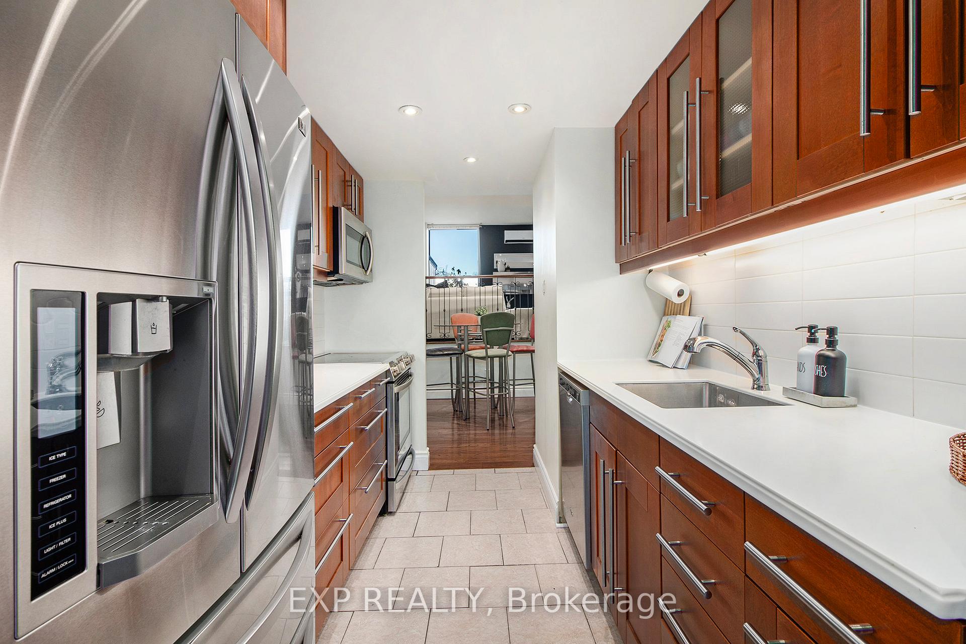Photo 12 of Unit 25, 525 St Laurent Boulevard, Ottawa, Viscount Alexander Park — HOMEH