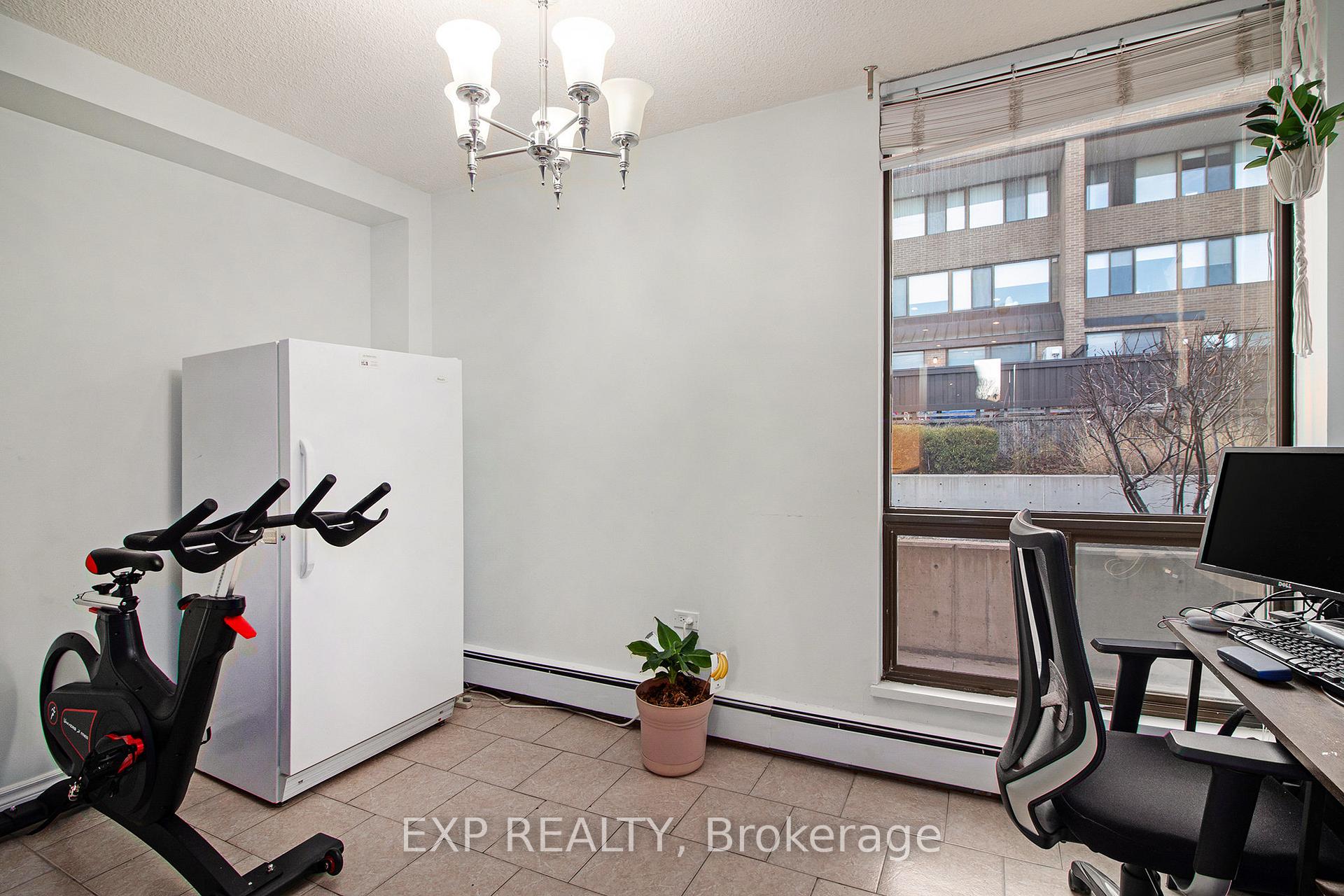 Photo 14 of Unit 25, 525 St Laurent Boulevard, Ottawa, Viscount Alexander Park — HOMEH