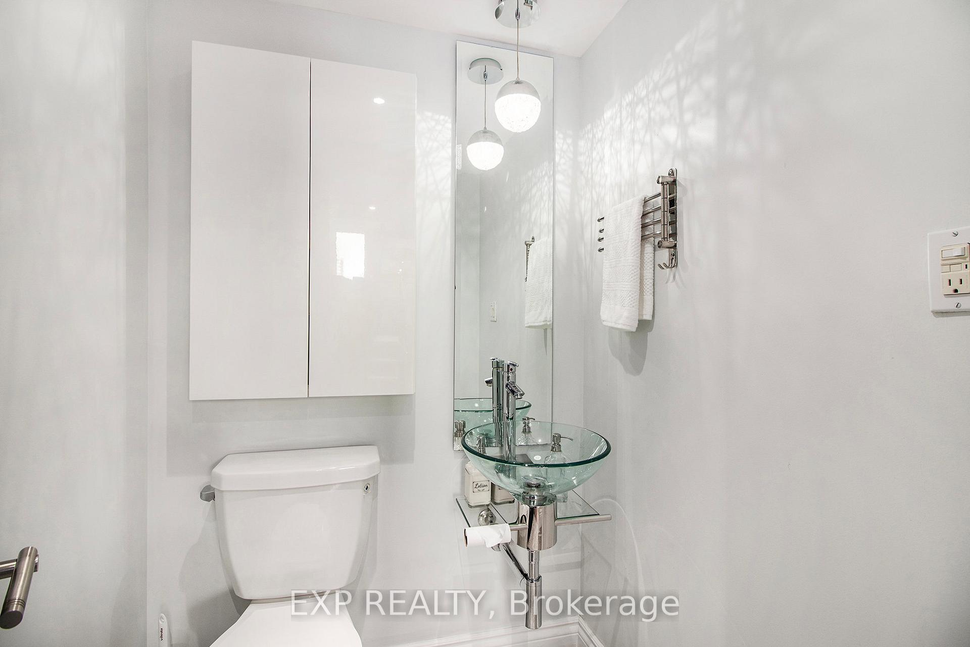 Photo 15 of Unit 25, 525 St Laurent Boulevard, Ottawa, Viscount Alexander Park — HOMEH
