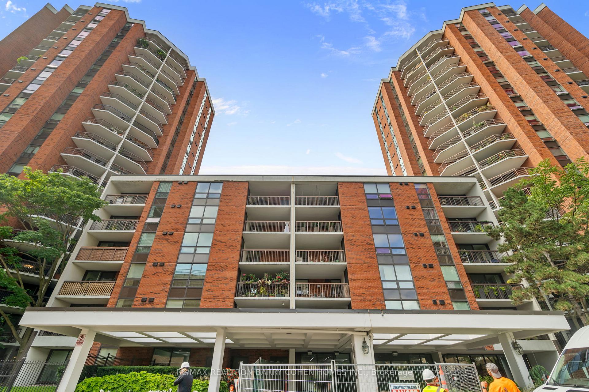 Front of Unit Ph2, 77 Maitland Place