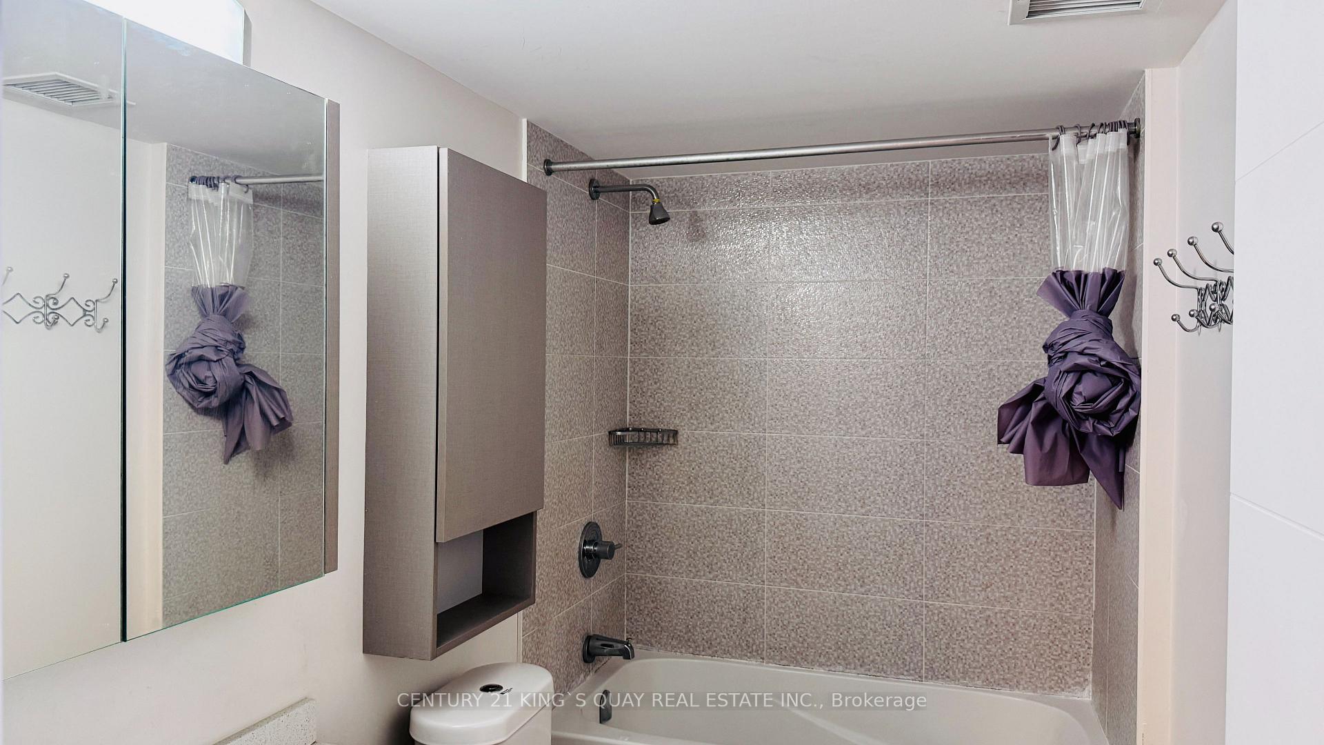 Photo 9 of Unit 706, 18 Uptown Drive, Markham, Unionville — HOMEH