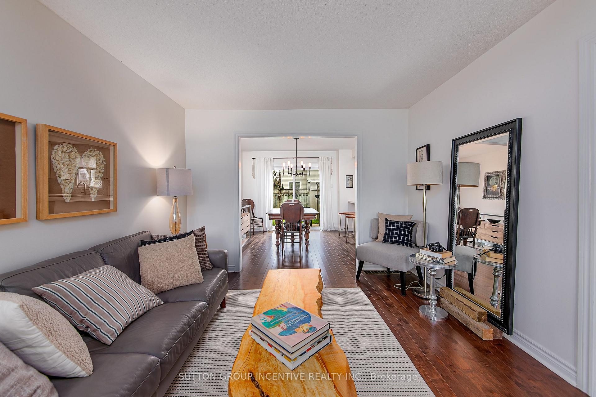 Photo 6 of 25 Rosenfeld Drive, Barrie, Grove East — HOMEH