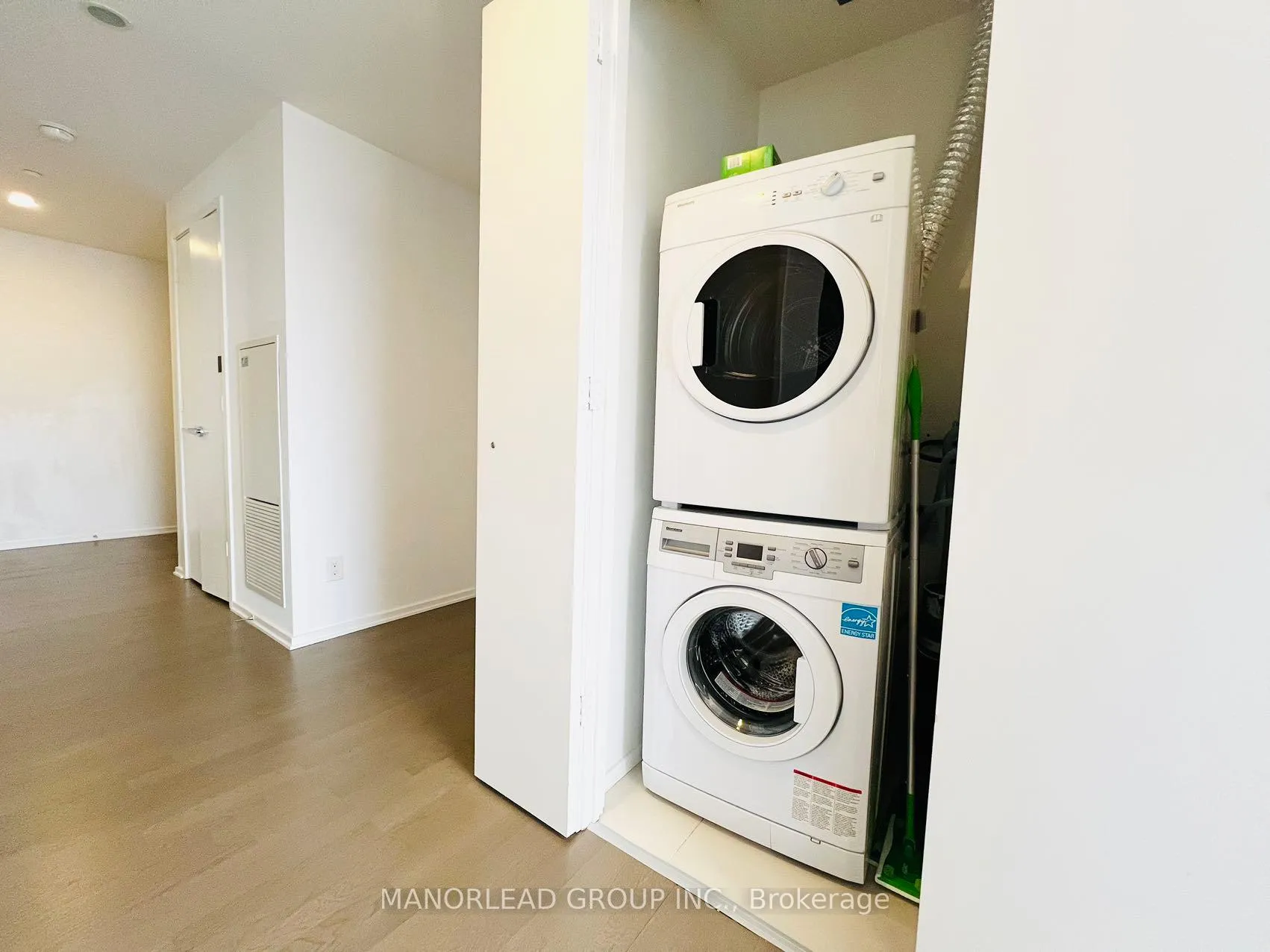 Photo 9 of Unit 5104, 1 Bloor Street E, Toronto, Church-Yonge Corridor — HOMEH