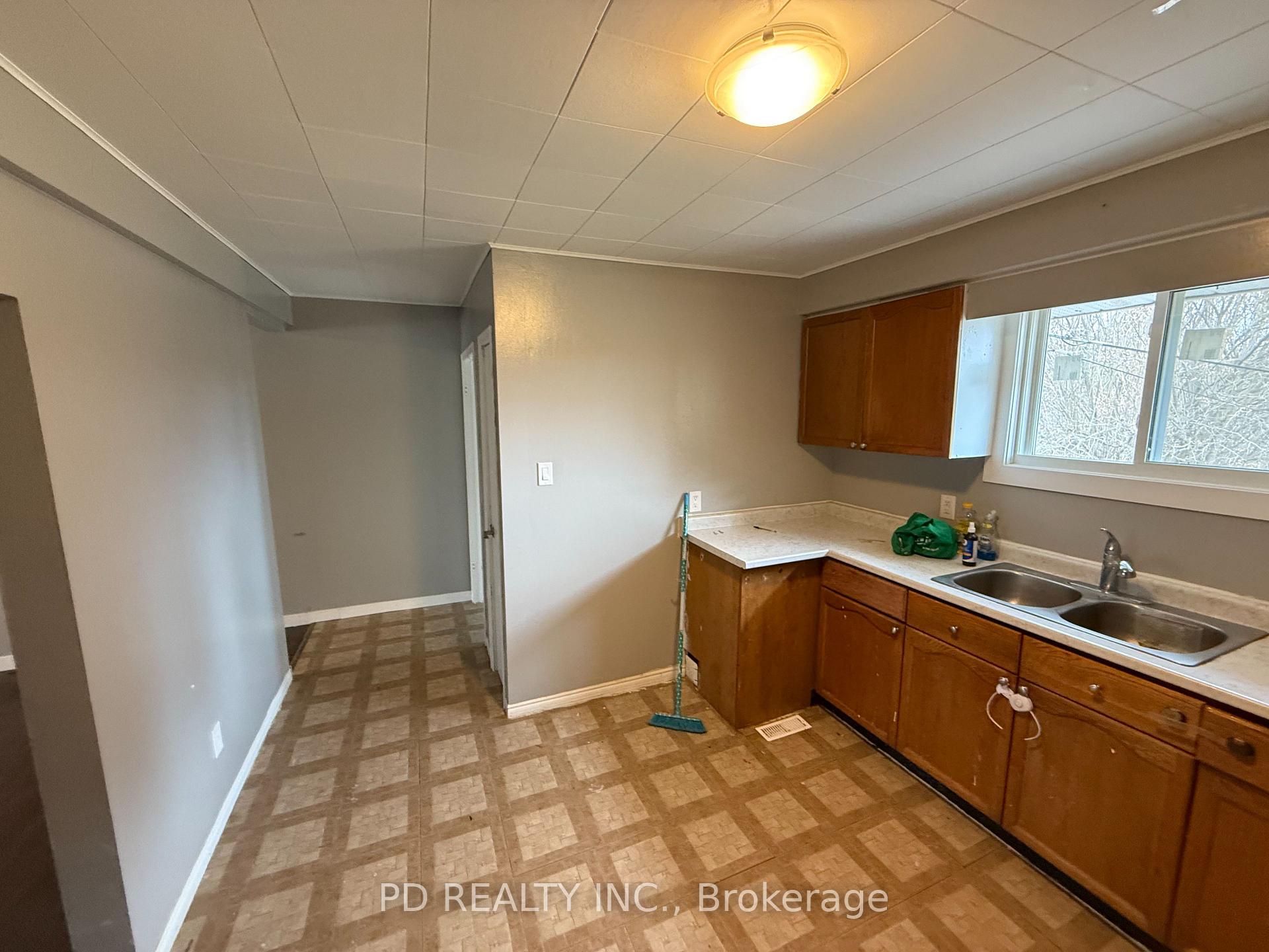 Photo 9 of 250 Cindy Lane, Essa, Angus — HOMEH