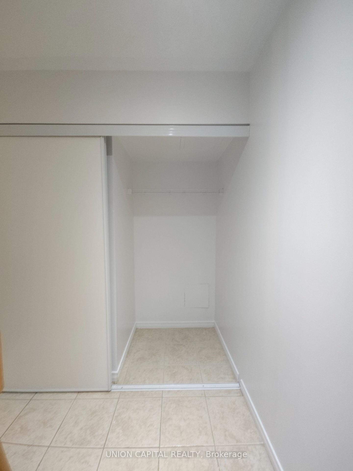 Photo 18 of 105 Sunrise Drive, Markham, Milliken Mills East — HOMEH